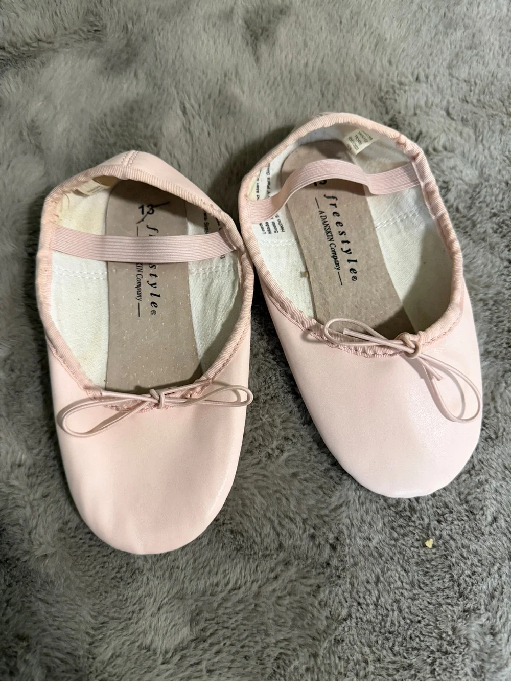 Freestyle Kids Ballet Flats in Pale Pink with Bow